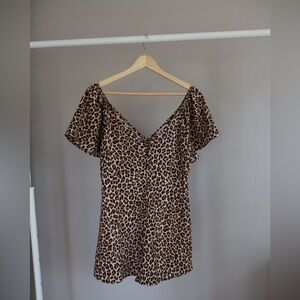 Vestique Leopard Print Romper Size Medium